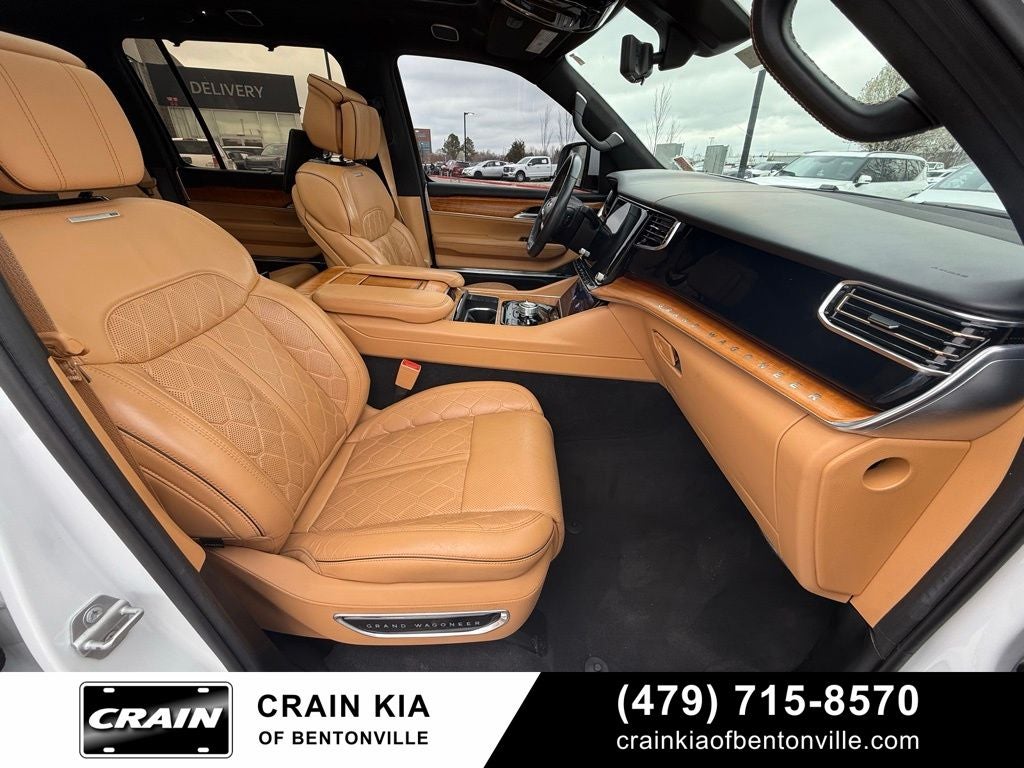 2022 Jeep Grand Wagoneer Series III - 4WD / PANORAMIC SUNROOF / CLEAN CARFAX