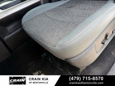 2019 RAM 1500 Classic Big Horn - 4WD / CLEAN CARFAX / LIFTED!
