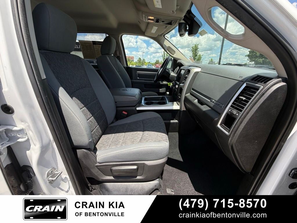 2019 RAM 1500 Classic Big Horn - 4WD / CLEAN CARFAX / LIFTED!