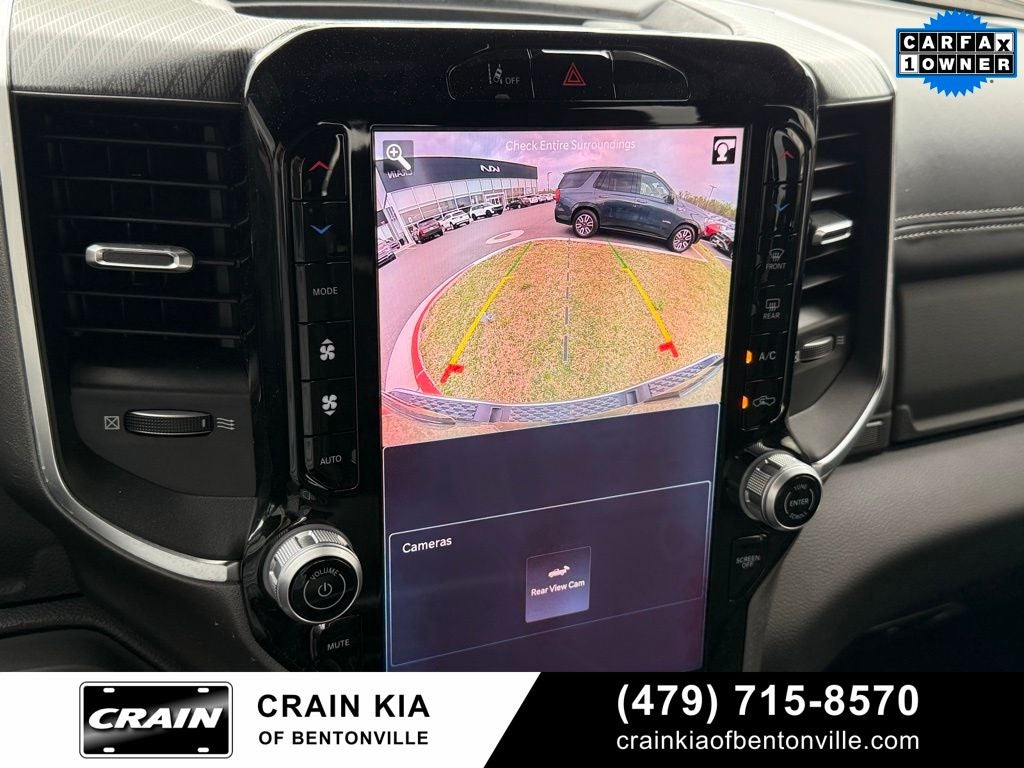 2025 RAM 1500 Big Horn/Lone Star - 4WD / PANORAMIC SUNROOF / ONE OWNER