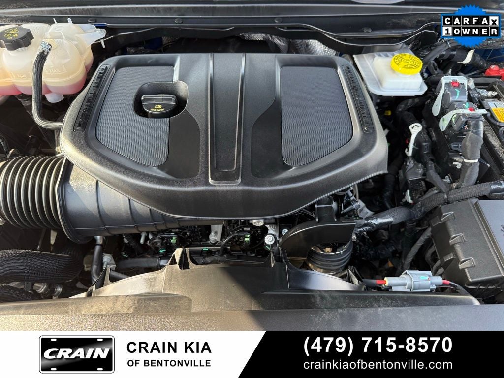 2025 RAM 1500 Warlock - 4WD / CLEAN CARFAX / ONE OWNER