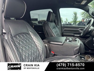 2025 RAM 1500 Laramie - 4WD / CLEAN CARFAX