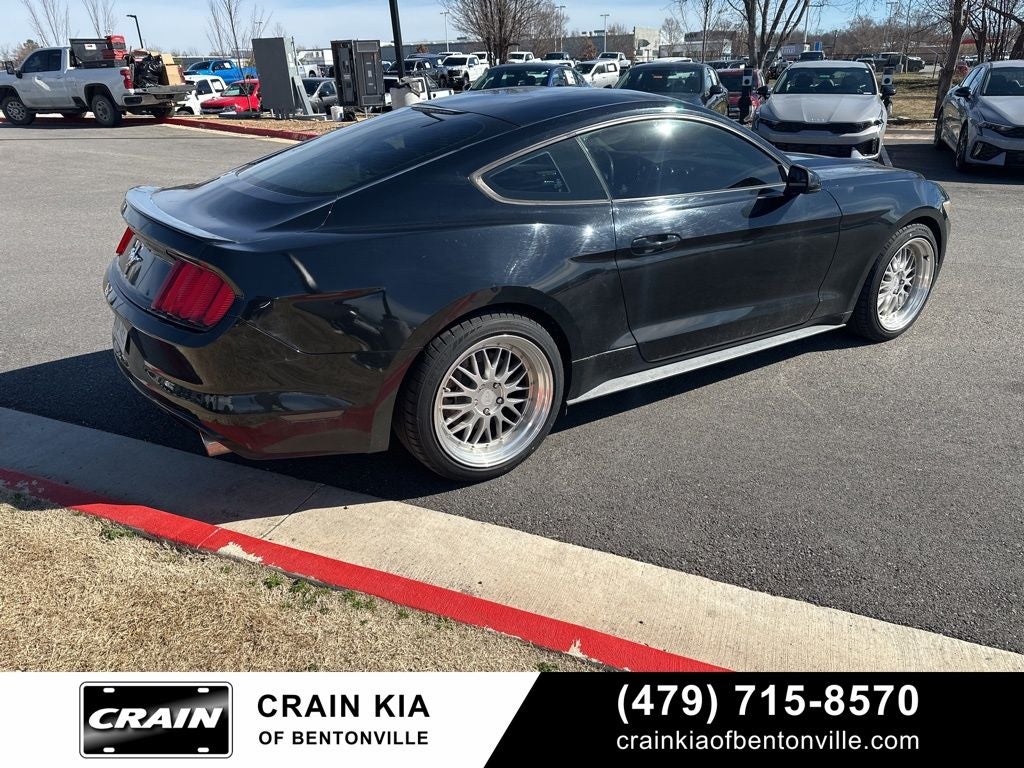 2016 Ford Mustang V6