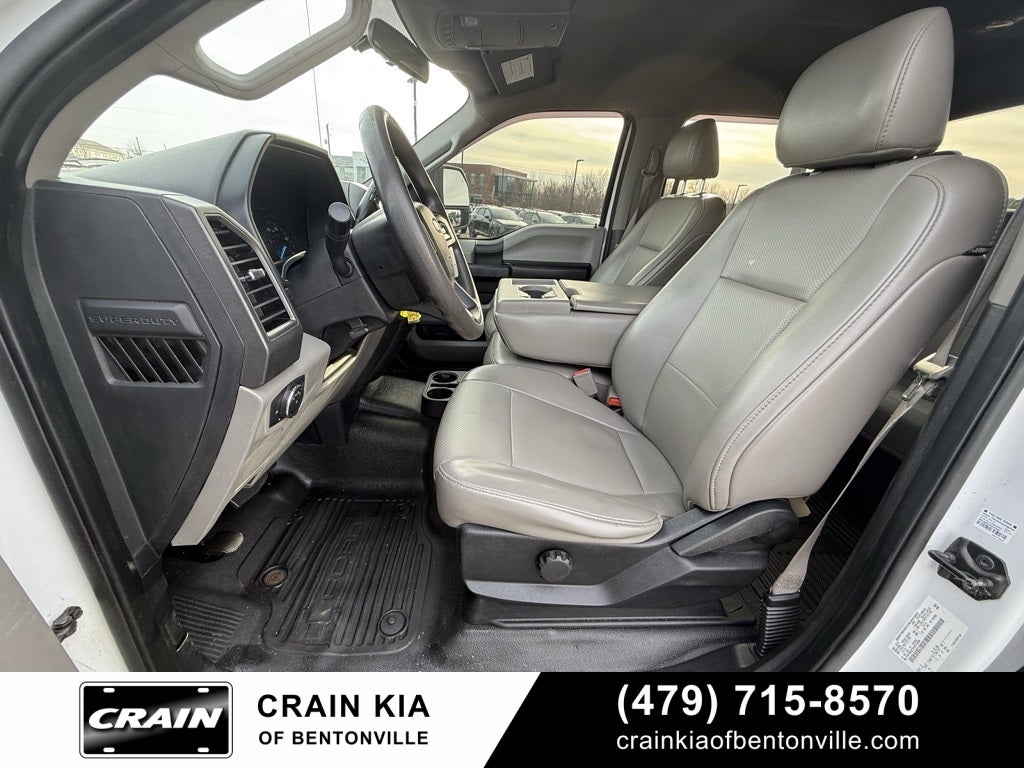 2019 Ford F-250SD XL - 4WD / CLEAN CARFAX