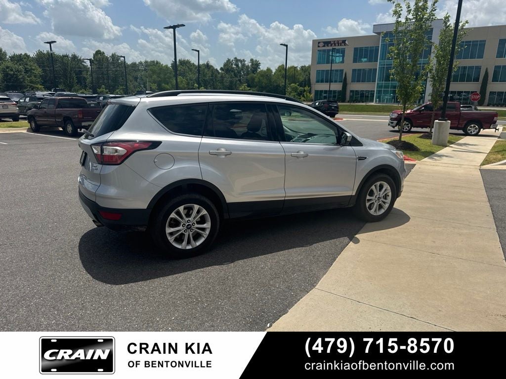 2018 Ford Escape SE - 4WD / CLEAN CARFAX / ONE OWNER