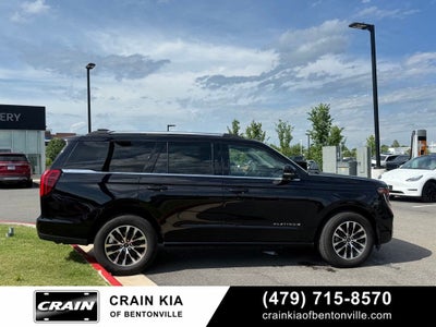 2025 Ford Expedition Platinum - 4WD / PANORAMIC SUNROOF / ONE OWNER