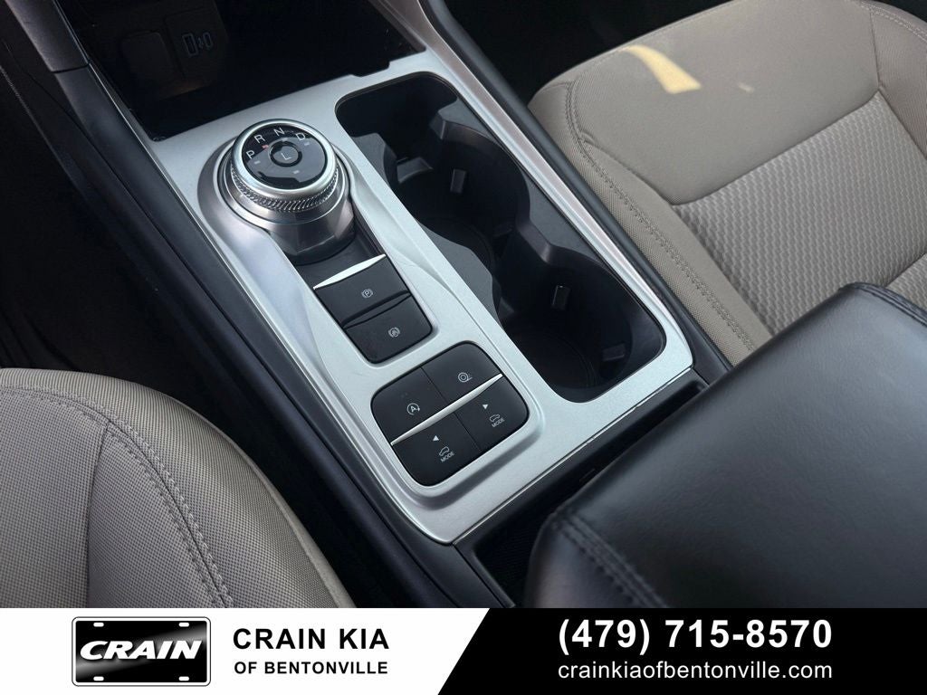 2023 Ford Explorer XLT - CLEAN CARFAX / ONE OWNER / 3RD ROW