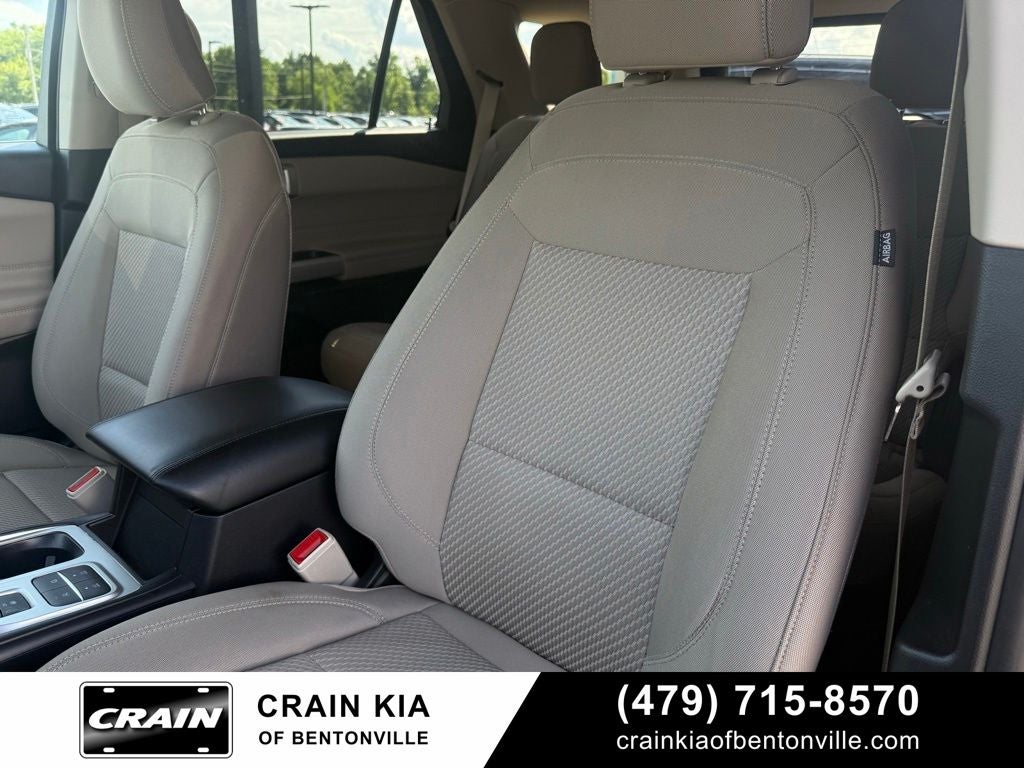 2023 Ford Explorer XLT - CLEAN CARFAX / ONE OWNER / 3RD ROW