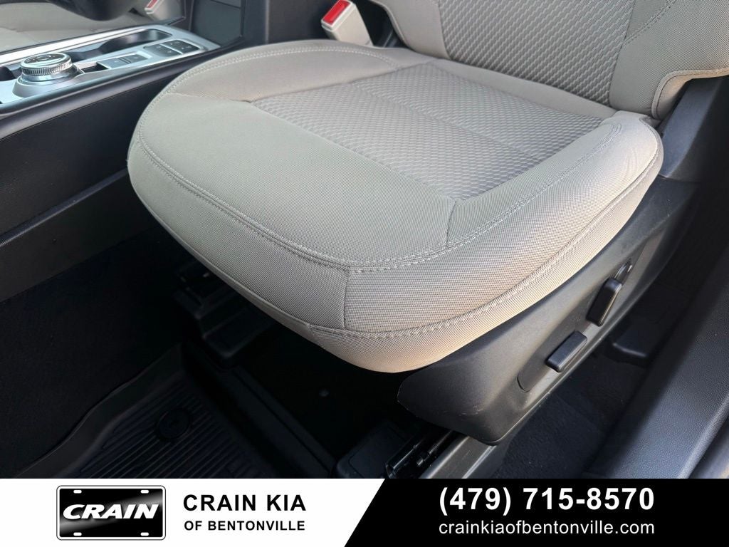 2023 Ford Explorer XLT - CLEAN CARFAX / ONE OWNER / 3RD ROW