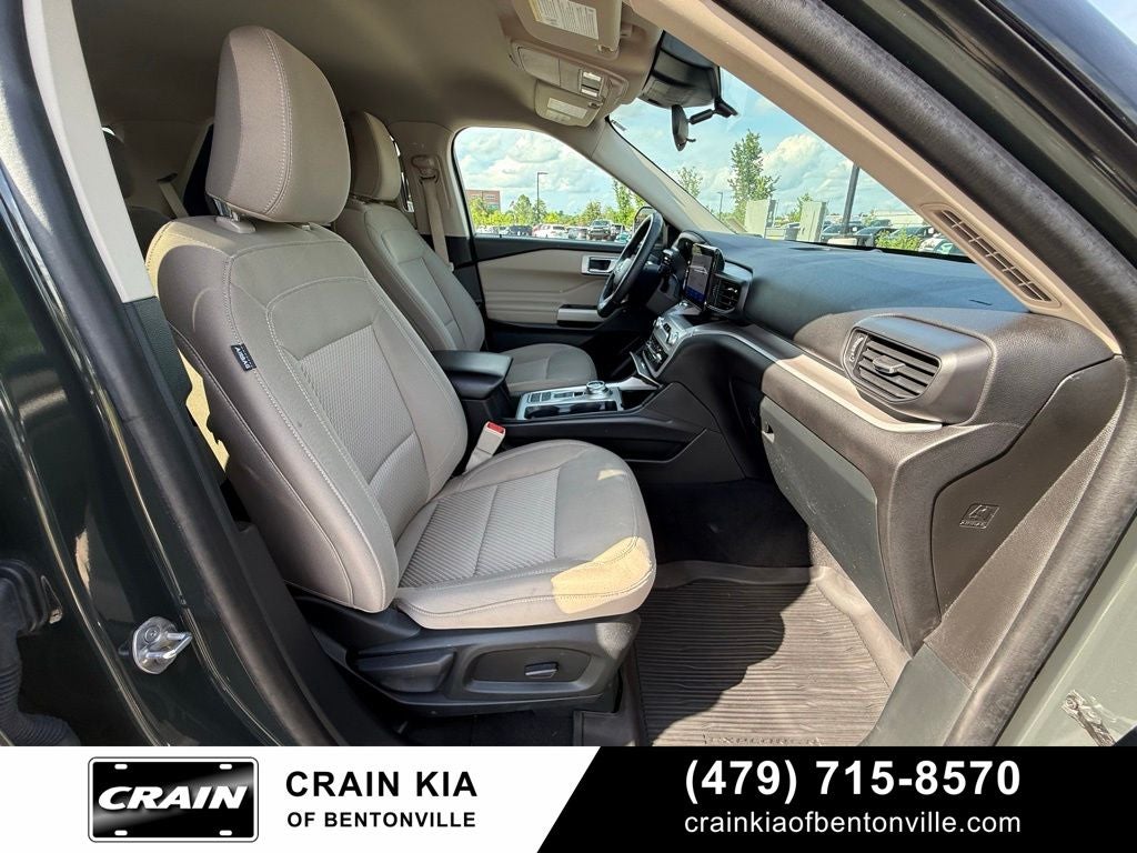 2023 Ford Explorer XLT - CLEAN CARFAX / ONE OWNER / 3RD ROW