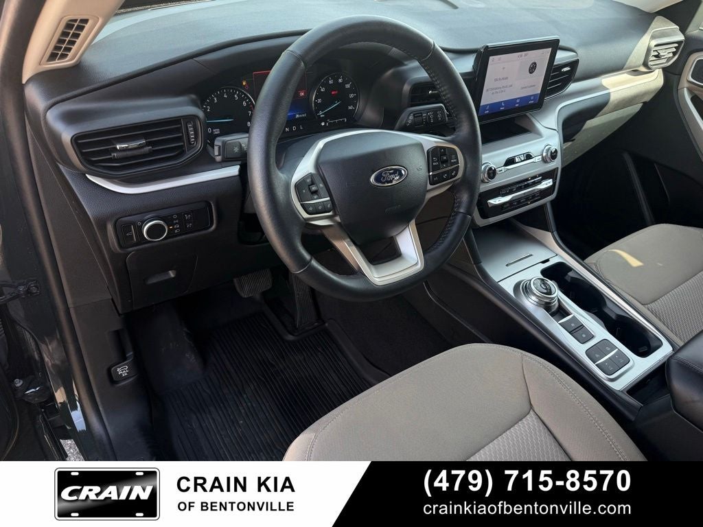 2023 Ford Explorer XLT - CLEAN CARFAX / ONE OWNER / 3RD ROW