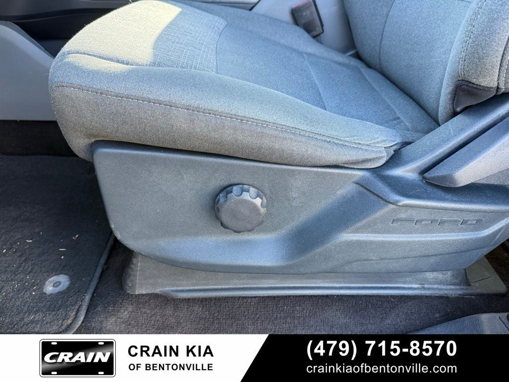 2021 Ford F-150 XLT - 4WD / CLEAN CARFAX