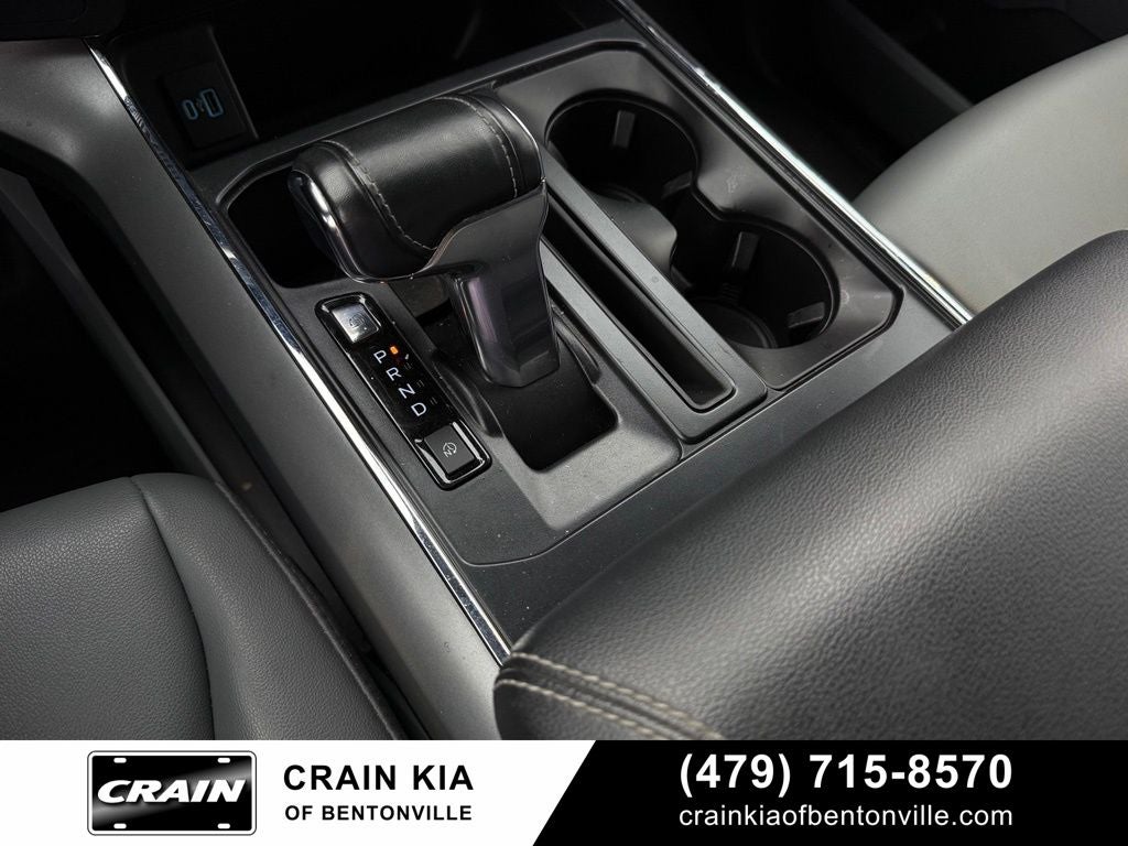 2022 Ford F-150 Lightning Pro - AWD / CLEAN CARFAX / ONE OWNER