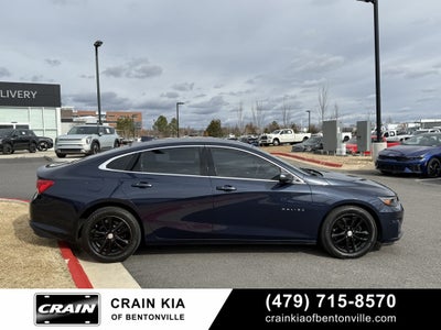 2017 Chevrolet Malibu LT 1LT