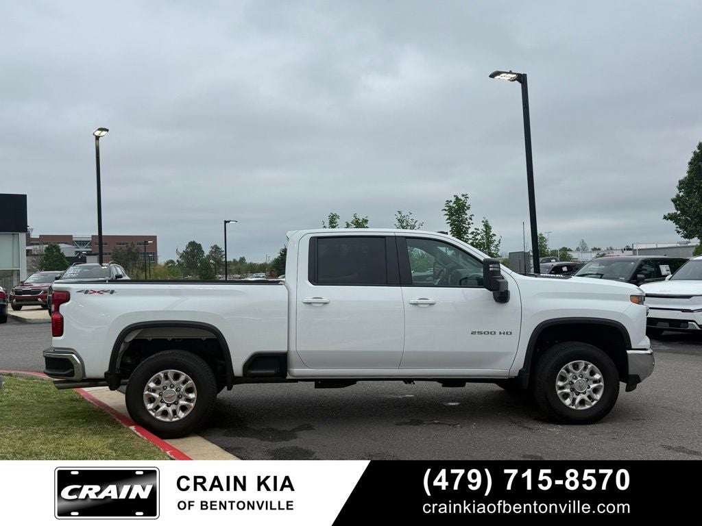 2025 Chevrolet Silverado 2500HD LT - 4WD / CLEAN CARFAX / ONE OWNER