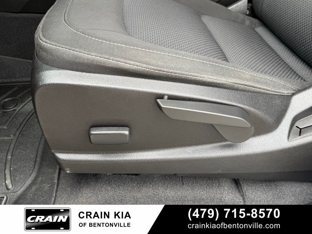 2020 Chevrolet Colorado LT - CLEAN CARFAX / UPGRADED WHEELS & TIRES