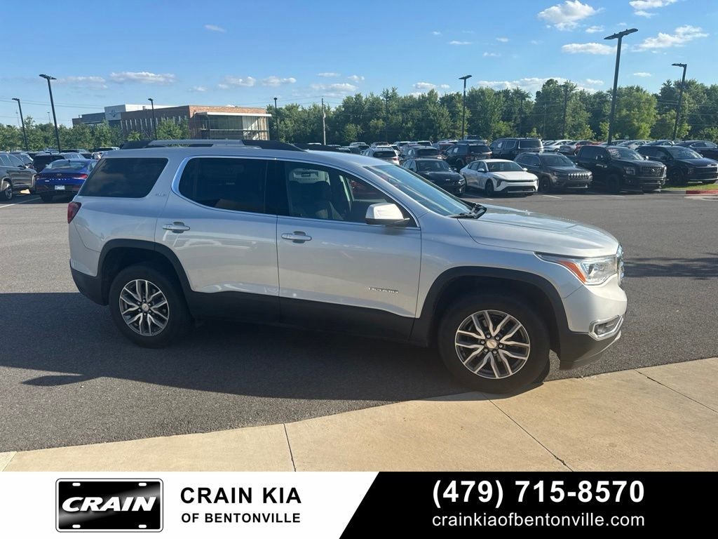 2019 GMC Acadia SLE-2 - CARFAX ONE OWNER