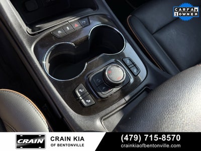 2023 GMC Acadia AT4 - AWD / CLEAN CARFAX / ONE OWNER