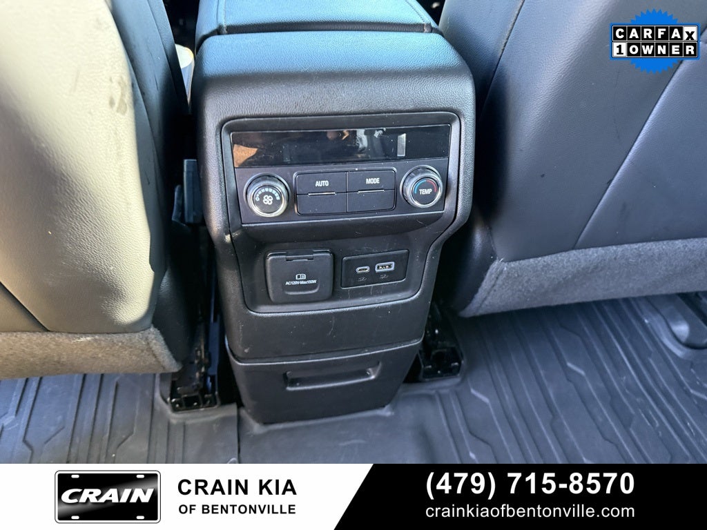 2023 GMC Acadia AT4 - AWD / CLEAN CARFAX / ONE OWNER