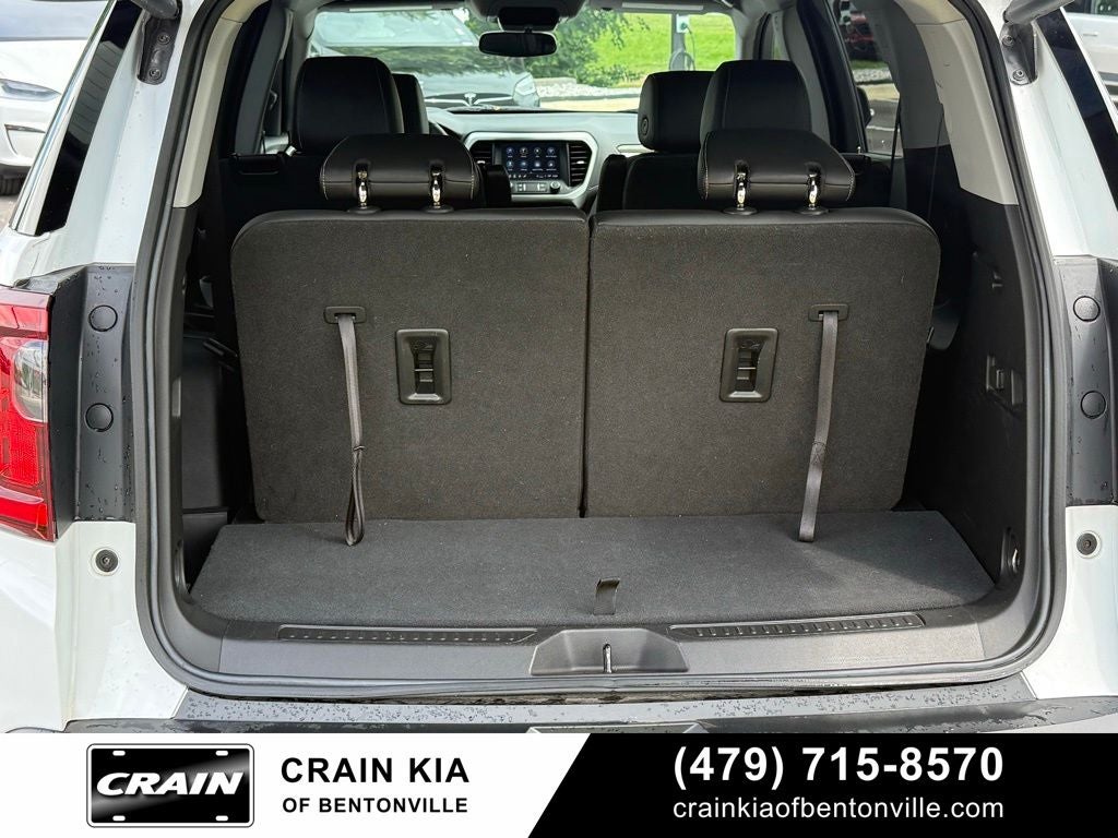 2023 GMC Acadia SLT - CLEAN CARFAX / ONE OWNER