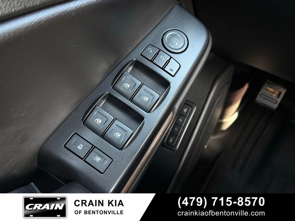 2018 GMC Yukon Denali - 4WD / SUNROOF