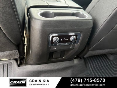 2022 GMC Yukon XL Denali - 4WD / CLEAN CARFAX