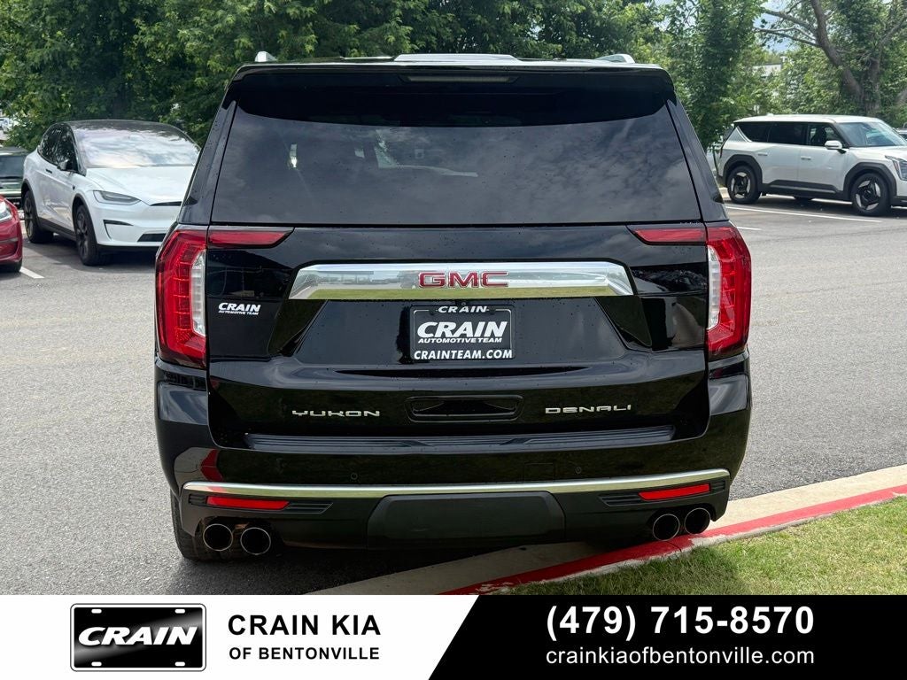 2022 GMC Yukon XL Denali - 4WD / CLEAN CARFAX