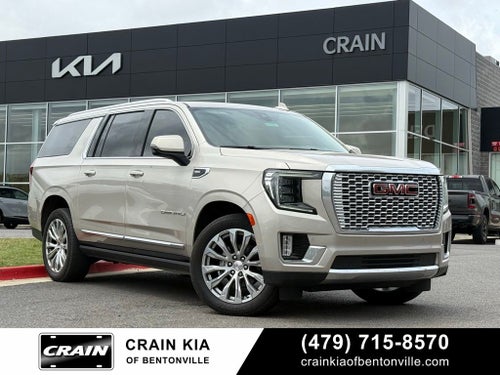 2022 GMC Yukon XL Denali - 4WD / CLEAN CARFAX / ONE OWNER