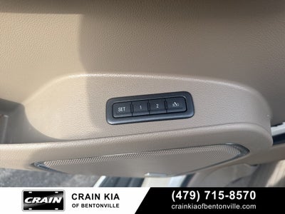 2015 Chevrolet Suburban LTZ - 4WD / SUNROOF / DVD / CLEAN CARFAX
