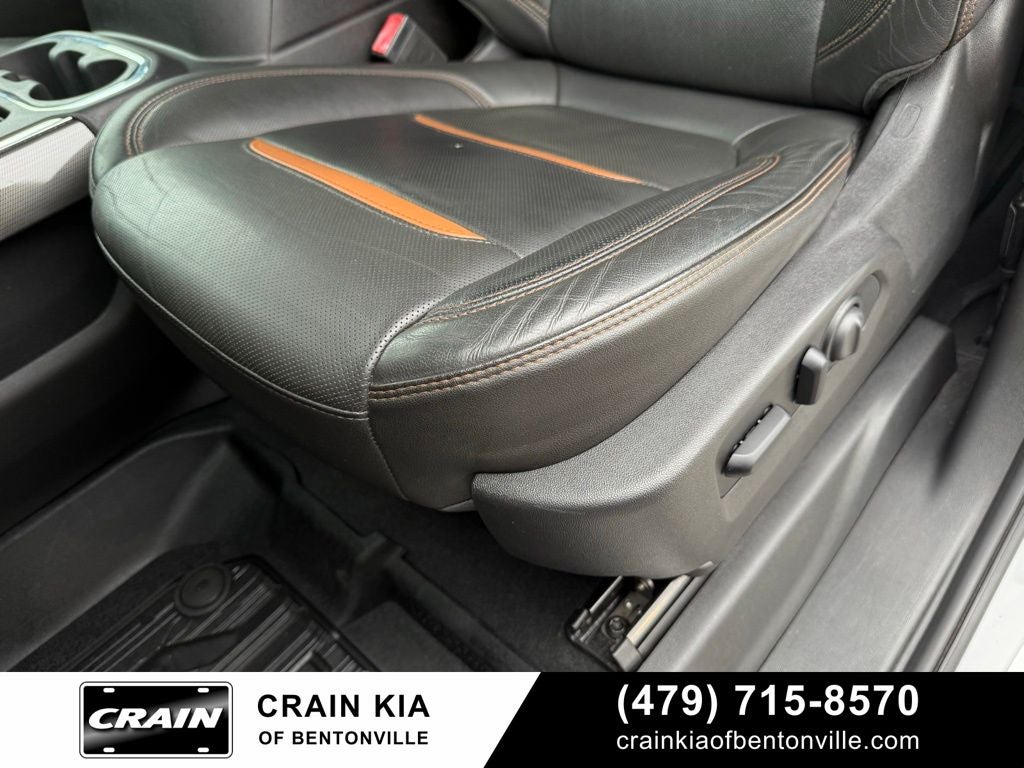 2019 GMC Sierra 1500 AT4 - 4WD / AT4 PREMIUM / CLEAN CARFAX