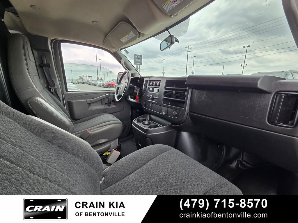 2024 GMC Savana 2500 Work Van - CARFAX ONE OWNER