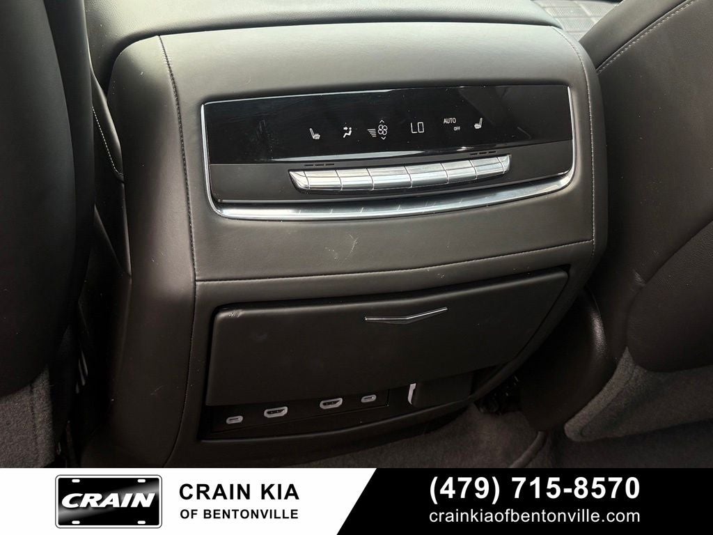2023 Cadillac Escalade Premium Luxury Platinum - AWD / SUNROOF / CARFAX ONE OWNER