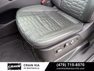 2023 Cadillac Escalade Sport Platinum Onyx - 4WD / PANORAMIC SUNROOF / CLEAN CARFAX