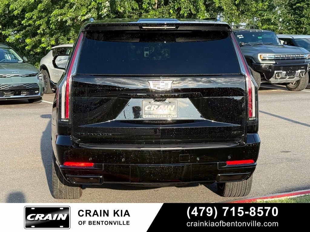 2026 Cadillac Escalade Platinum Sport - 4WD / PANORAMIC SUNROOF / CLEAN CARFAX