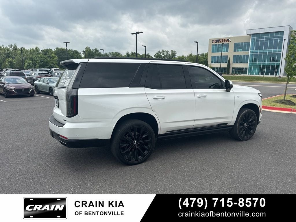 2025 Cadillac Escalade Sport Platinum - 4WD / PANORAMIC SUNROOF / CLEAN CARFAX