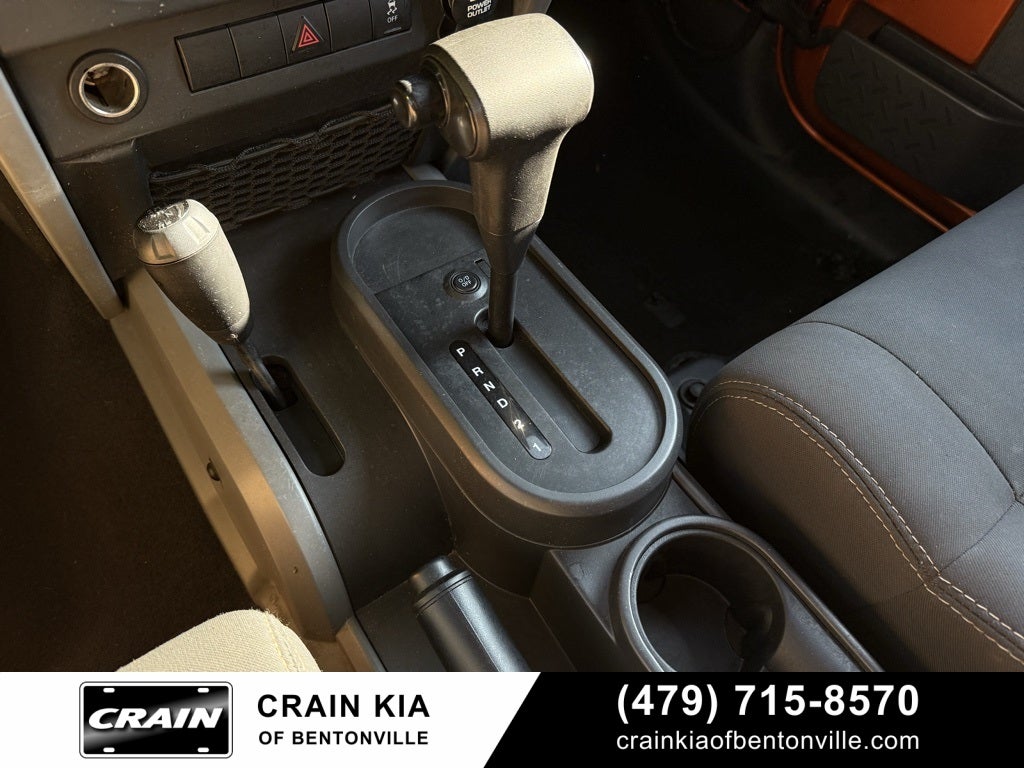 2010 Jeep Wrangler Sport - 4WD / CLEAN CARFAX