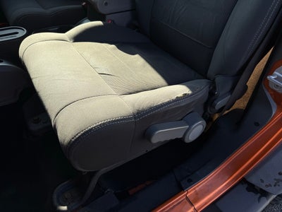 2010 Jeep Wrangler Sport - 4WD / CLEAN CARFAX