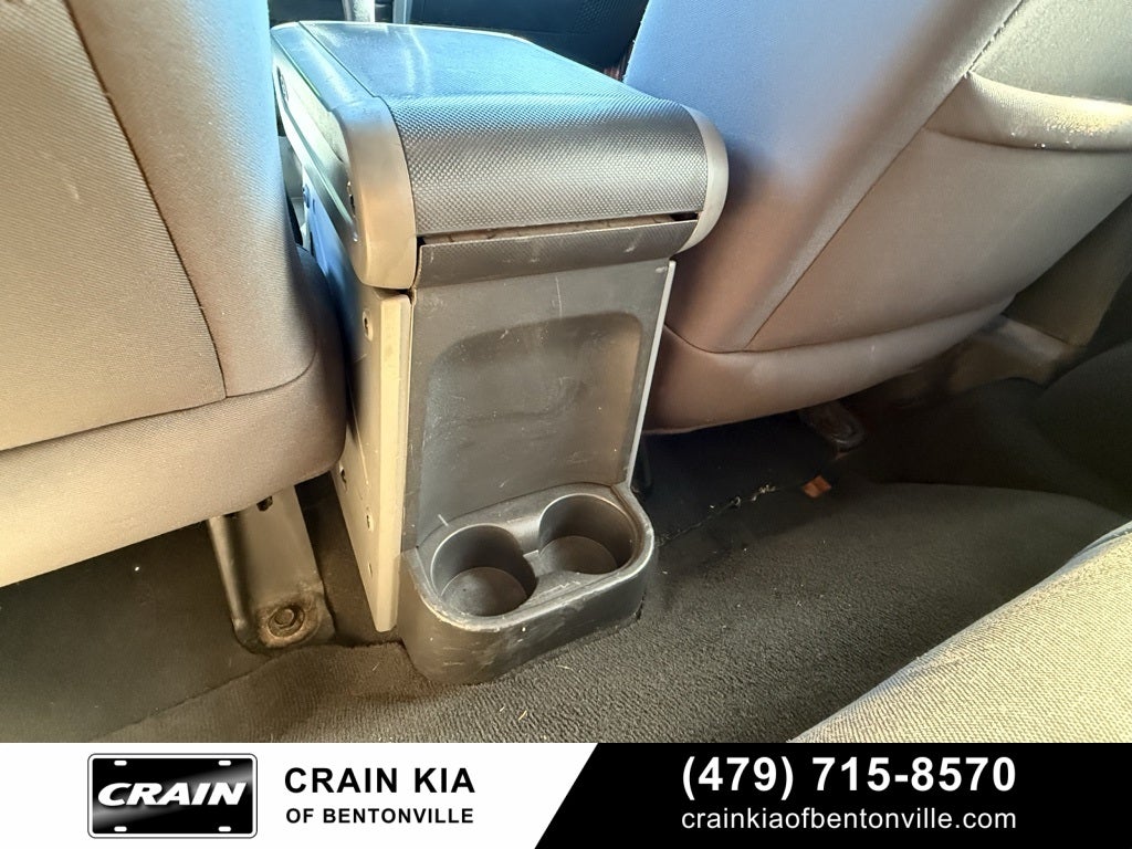 2010 Jeep Wrangler Sport - 4WD / CLEAN CARFAX