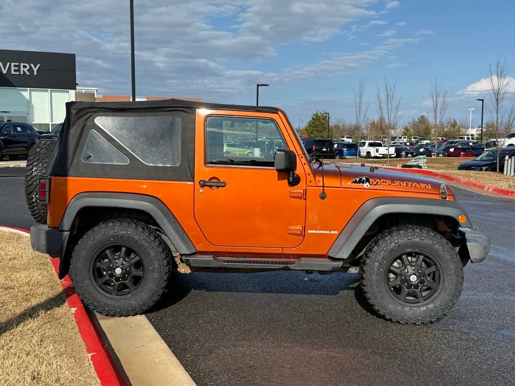 2010 Jeep Wrangler Sport - 4WD / CLEAN CARFAX