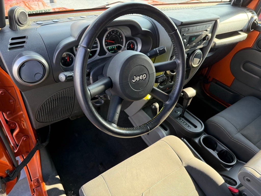 2010 Jeep Wrangler Sport - 4WD / CLEAN CARFAX