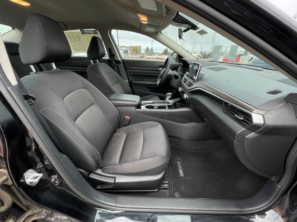 2024 Nissan Altima 2.5 SV - CLEAN CARFAX / ONE OWNER