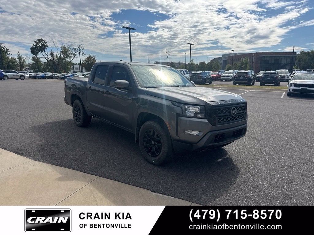 2023 Nissan Frontier SV