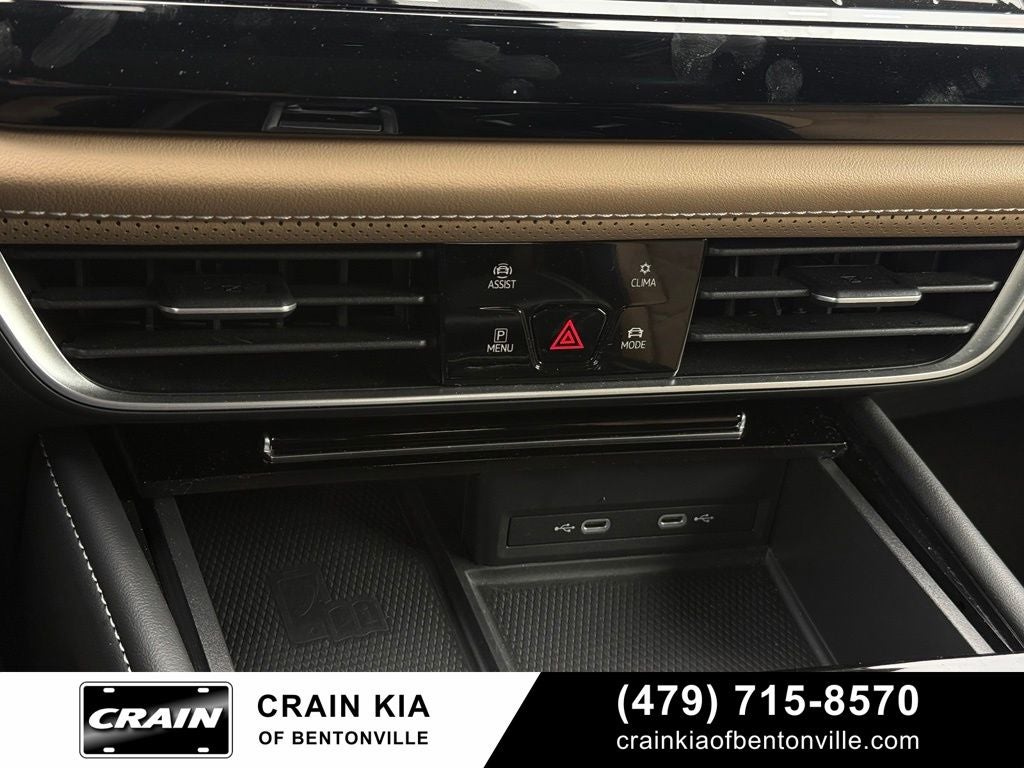 2024 Volkswagen Atlas Cross Sport 2.0T SE w/Technology - AWD / PANORAMIC SUNROOF / ONE OWNER