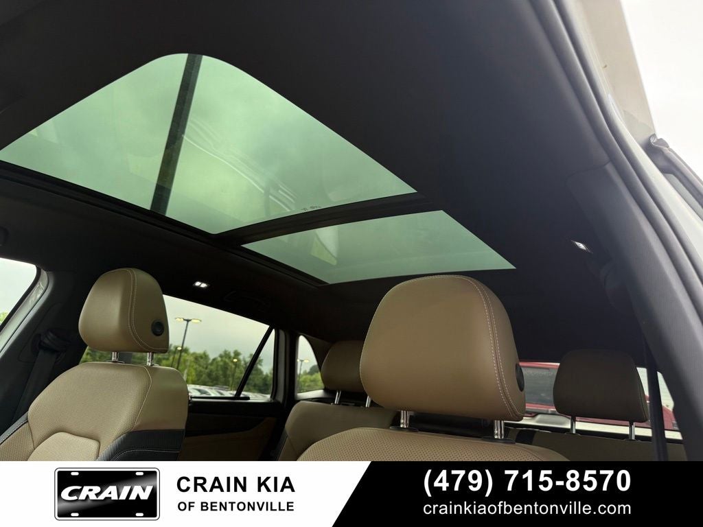 2024 Volkswagen Atlas Cross Sport 2.0T SE w/Technology - AWD / PANORAMIC SUNROOF / ONE OWNER