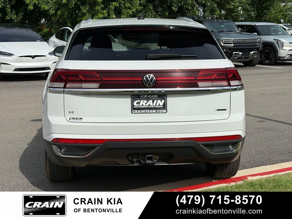 2024 Volkswagen Atlas Cross Sport 2.0T SE w/Technology - AWD / PANORAMIC SUNROOF / ONE OWNER