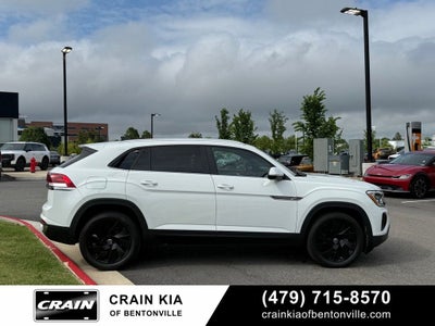 2024 Volkswagen Atlas Cross Sport 2.0T SE w/Technology - AWD / PANORAMIC SUNROOF / ONE OWNER
