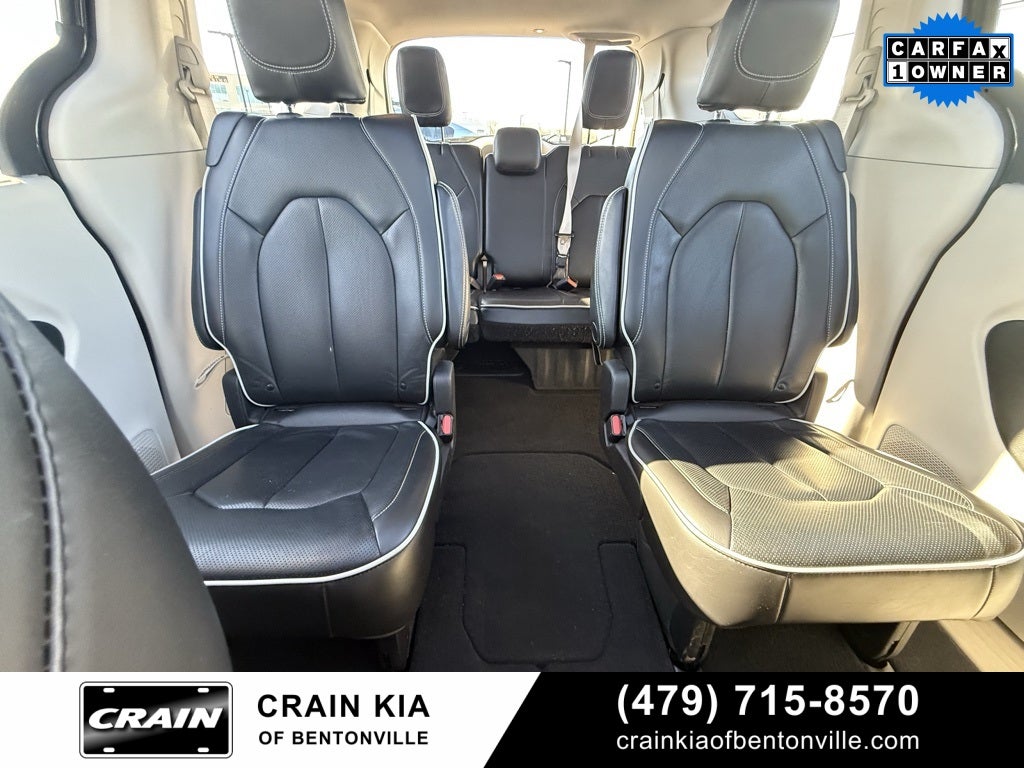 2023 Chrysler Pacifica Limited - PANORAMIC SUNROOF / CARFAX ONE OWNER