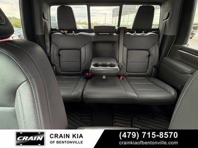2025 Chevrolet Silverado 2500HD LTZ - 4WD / CLEAN CARFAX / ONE OWNER