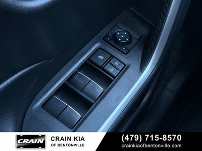 2024 Toyota RAV4 XLE Premium - SUNROOF / CLEAN CARFAX / ONE OWNER