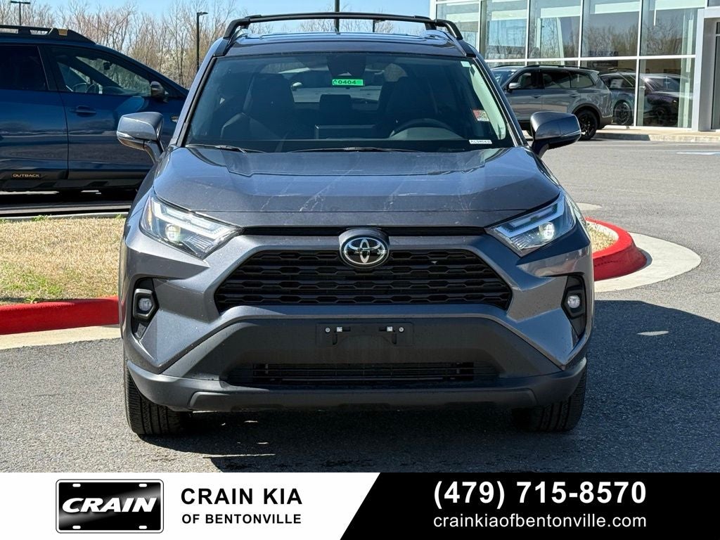 2024 Toyota RAV4 XLE Premium - SUNROOF / CLEAN CARFAX / ONE OWNER